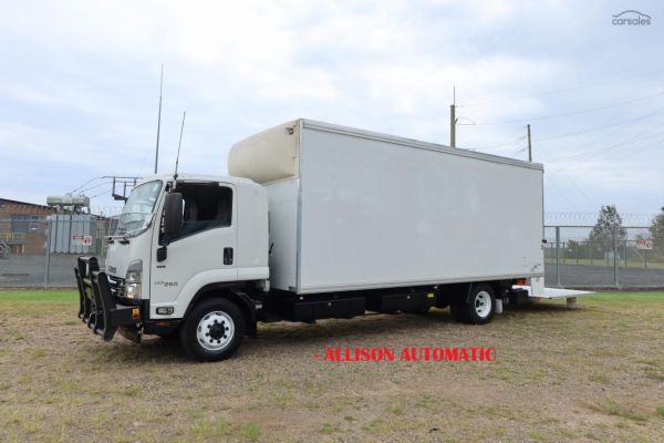2022 Isuzu FSR 120/140-260 Auto image