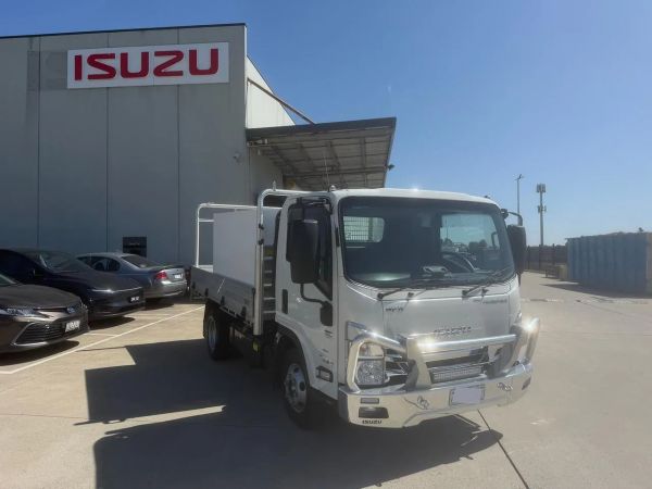 2025 Isuzu N Series NPR 45-155 Tradepack AMT Transmission image