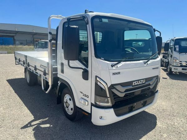 2026 Isuzu N Series NNR 45-150 DT D34 Traypack Auto image