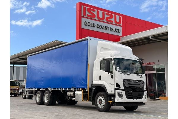 2026 Isuzu FVL 260-300 AUTO FREIGHTPACK image