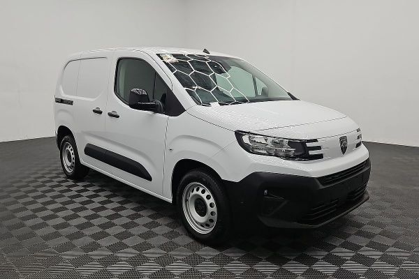 2026 Peugeot Partner Pro K9 SWB Low Roof image