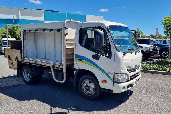 2019 Hino DUTRO 616 300 image
