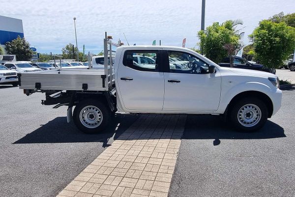 2022 Nissan Navara SL D23 Rear Wheel Drive image