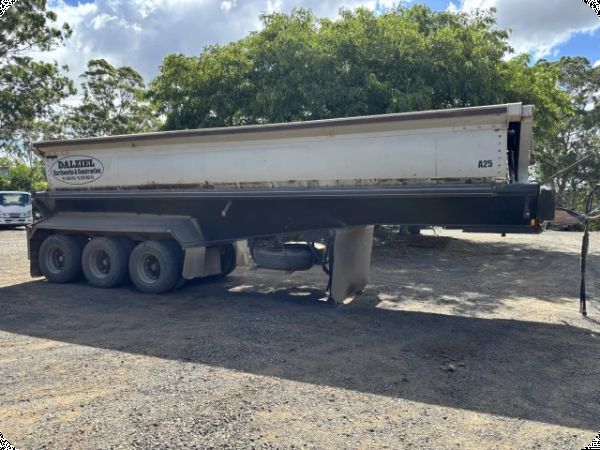1994 Ostermeyer Tri-Axle Side Tipper Trailer image