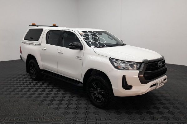 2022 Toyota Hilux SR GUN126R 4X4 image