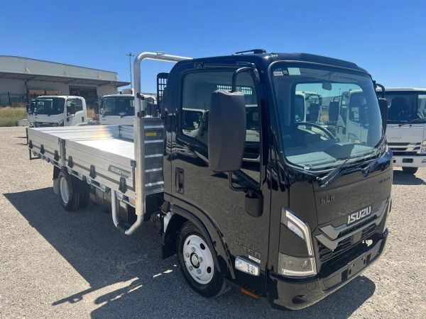 2026 Isuzu N Series NLR 45-150 MT D34 Traypack Manual image