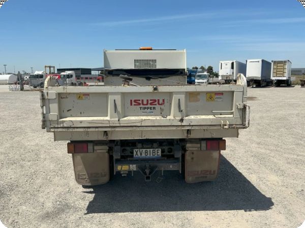 2018 Isuzu FRR 4x2 Tipper image