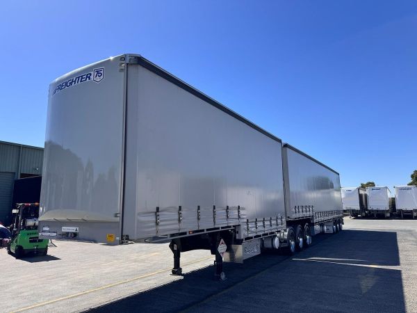 2021 Maxitrans St3 34 Pallet Drop Deck B Double Mezz image