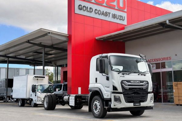 2026 Isuzu FVD 170-260 image