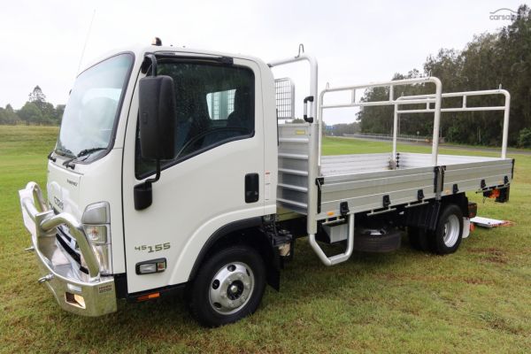 2023 Isuzu N Series NPR 45/55-155 Tradepack image