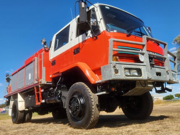 1996 ISUZU FTS700 Fire Truck image