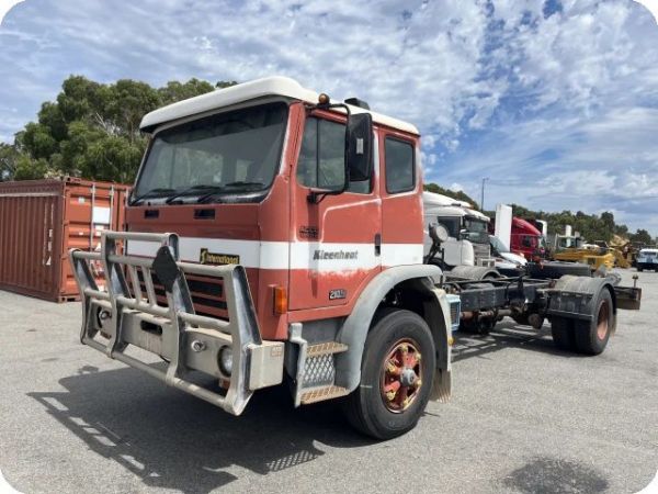 1998 International Acco 4x2 Cab Chassis image
