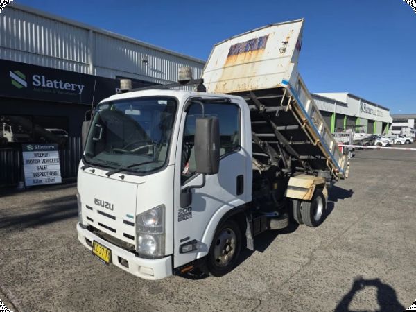 2014 Isuzu NLR 200 Short 4x2 Tipper (Auto) (Car Licence) image