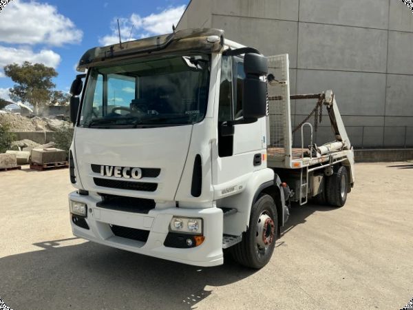 2015 Iveco Eurocargo 4x2 Marrell Skip Truck (Repairs Required) image