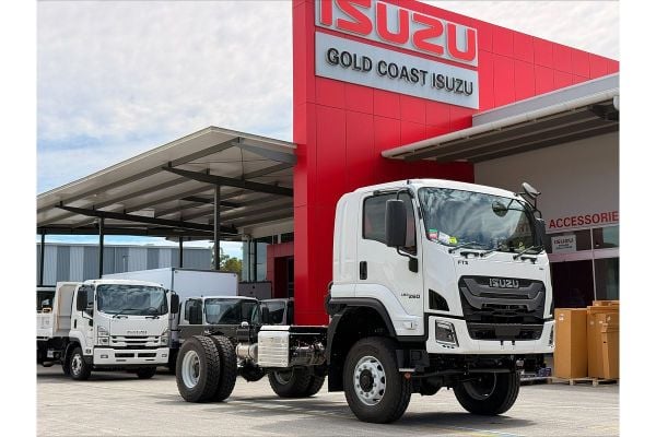 2026 Isuzu FTS 150-260 4x4 image