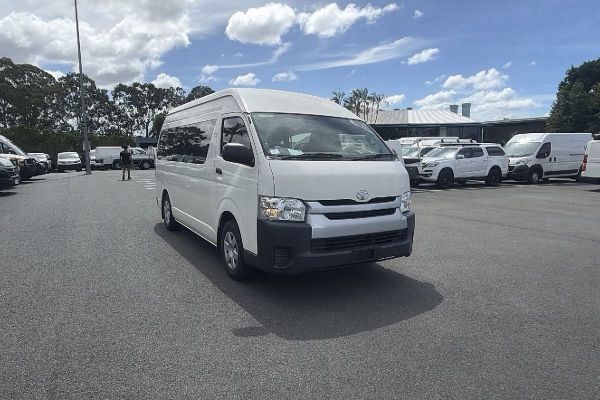 2018 Toyota Hiace Commuter KDH223R ELWB High Roof image