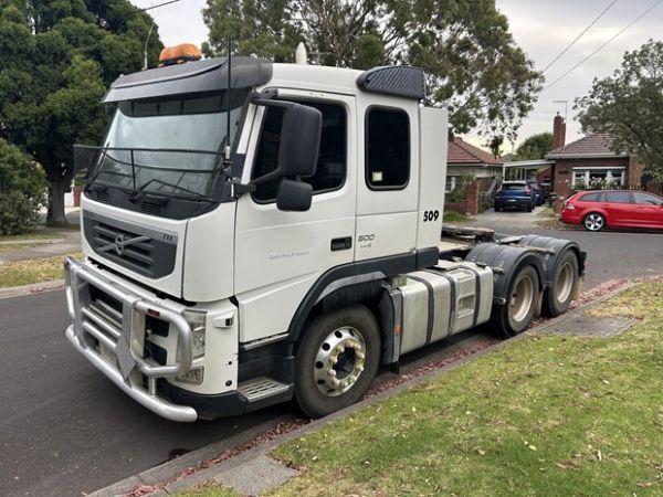 2013 VOLVO FM500 image