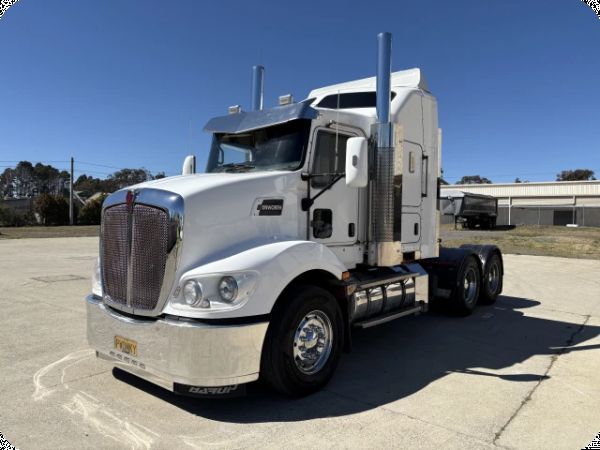 2013 Kenworth T409 6x4 Prime Mover image