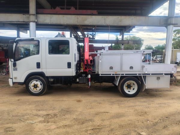 2008 Isuzu N Series NQR 450 image
