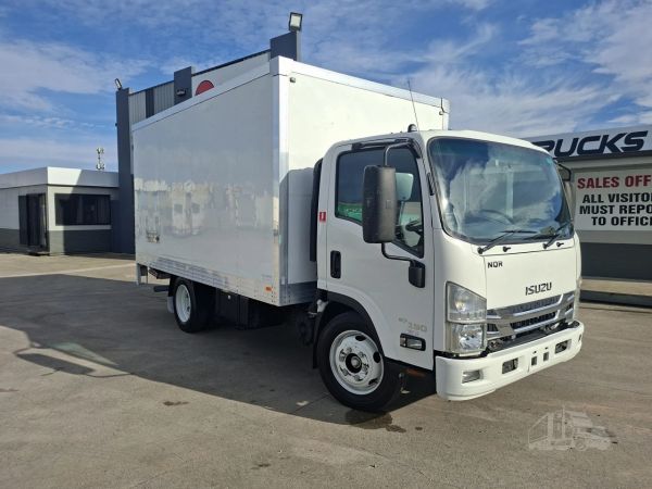 2018 ISUZU NQR87-190 image