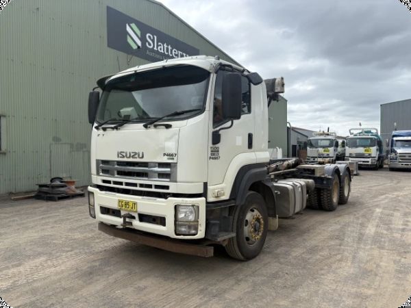2015 Isuzu FXY 1500 Sitec 350 6x4 Hook Bin image