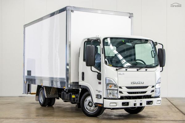 2025 Isuzu N Series Alloy light weight Pantech Body image