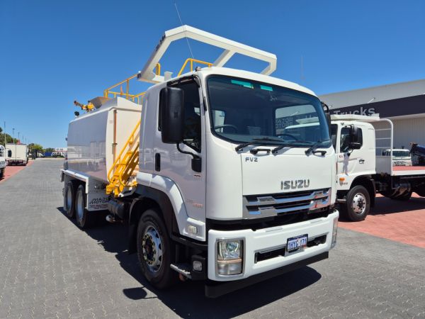 2023 Isuzu FVZ 260-300 Water truck 6x4 AUTO Mine Spec Water Cart image