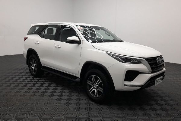 2023 Toyota Fortuner GX GUN156R image
