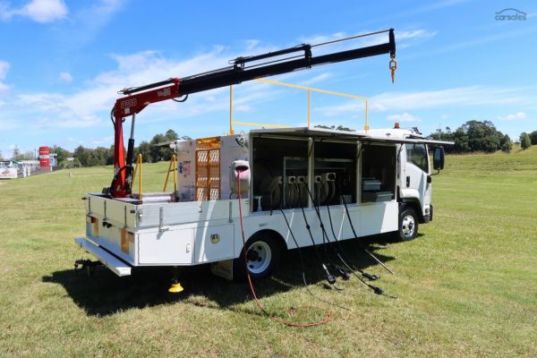 2015 Isuzu F Series FRR 500 MWB AMT Auto image