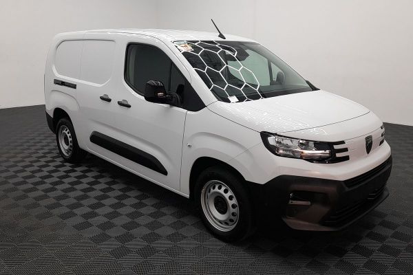 2026 Peugeot PARTNER PRO K9 MY26 LWB Low Roof image