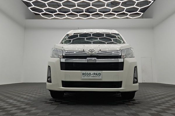 2020 Toyota Hiace Commuter GL GDH322R ELWB High Roof image