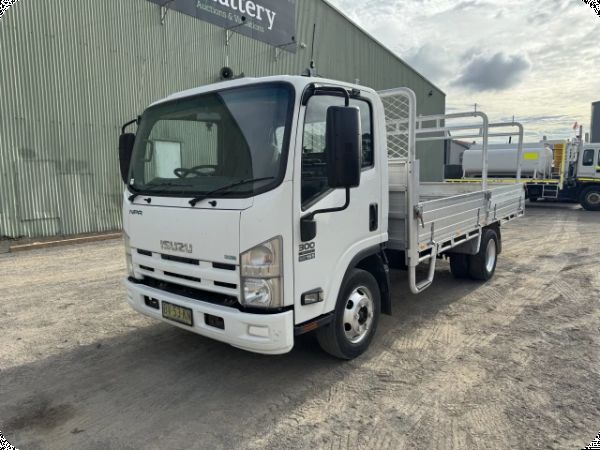2013 Isuzu NH NPR 300 65/155 (4x2) Tray Truck image