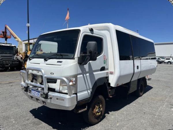 2012 Mitsubishi Canter 22 4x4 Personnel Carrier image