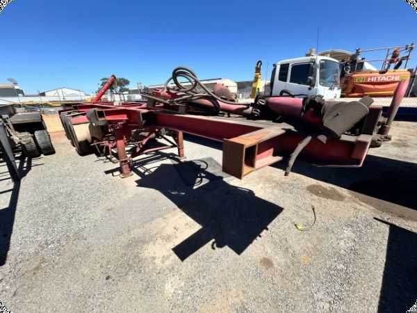 2011 Rhino Trailer Tri-Axle Chassis with 2x Side Tipper Bins (WOVR - Repairable Write-Off) image