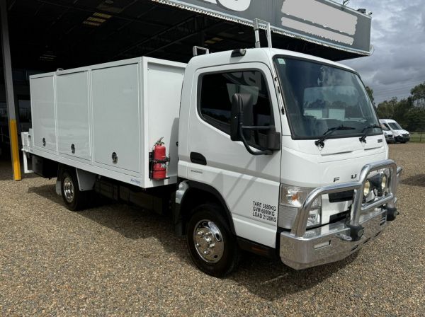 2018 Fuso 615 Service Body DCT image