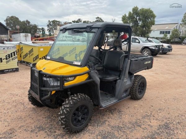 2021 Can-am HD 9 XU Defender XU HD8 image