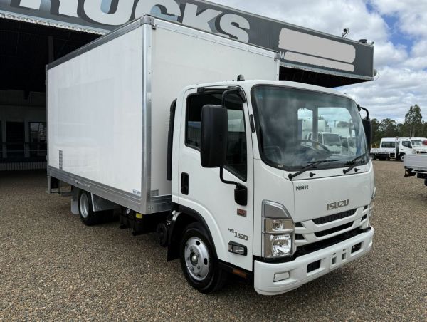 2022 Isuzu NNR 45-150 AMT Pantech image