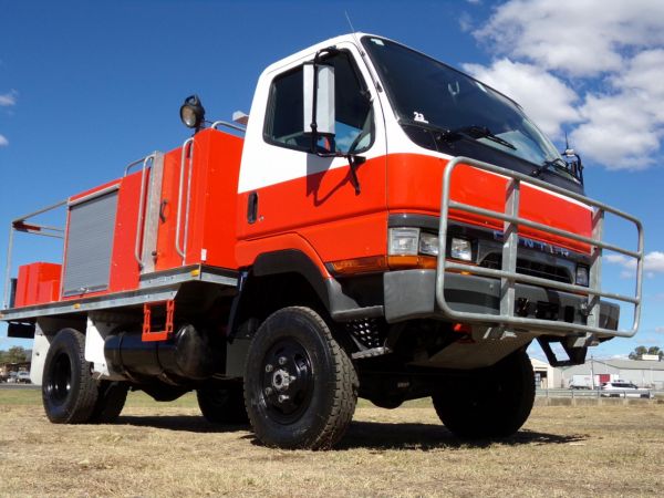 1998 MITSUBISHI FUSO CANTER FG 4X4 Fire Truck image