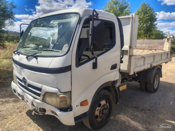 2008 Hino 300 Series 414 image