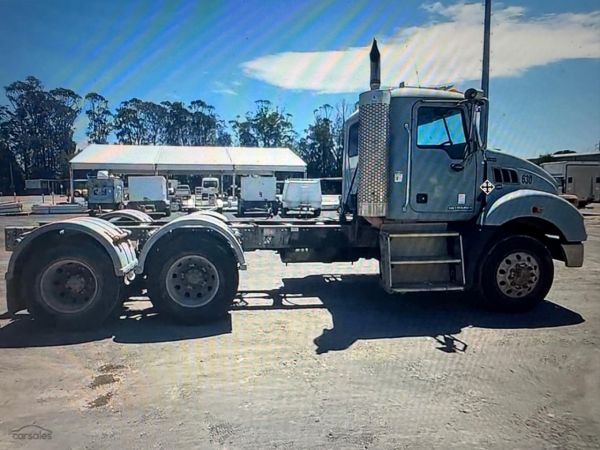 2011 Mack Metro-liner CSMR image