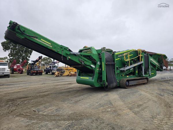 2012 McCloskey R155 Dual Deck Screen image