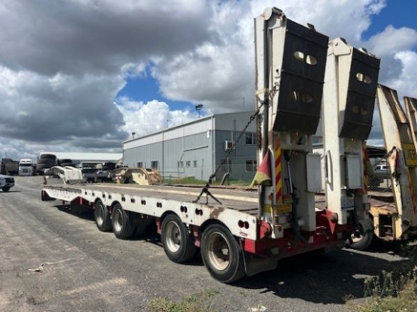2022 Drake Semi Low Loader/Platform Quad image