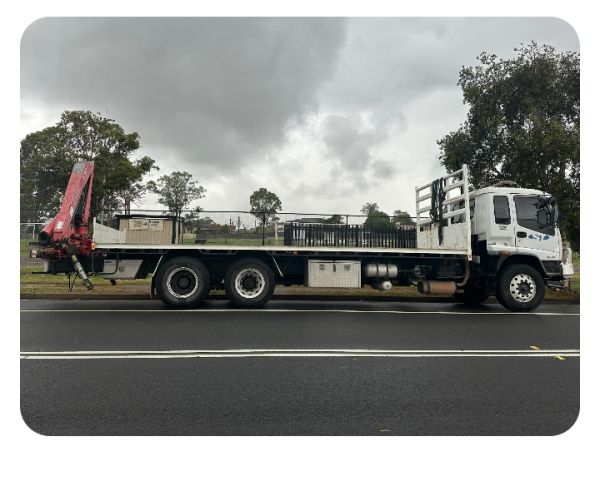 2006 Isuzu FVM1400 Crane Truck image