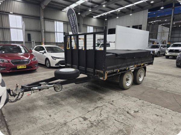 2021 Junris T106 Dual Axle Trailer image