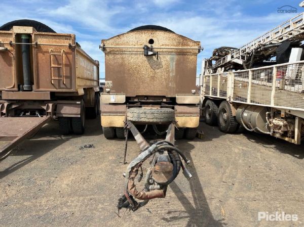 2010 Hamelex HXW-D3 image