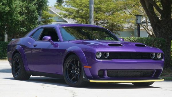 2023 Dodge SRT Plum Crazy purple Challenger Hellcat image