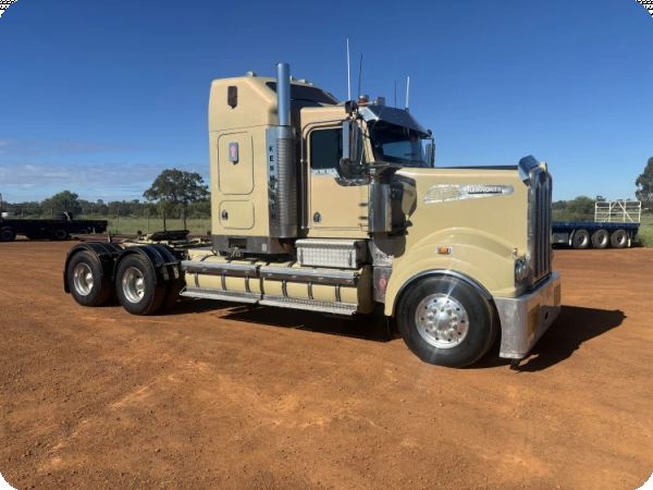 1999 Kenworth T904 6x4 Prime Mover image