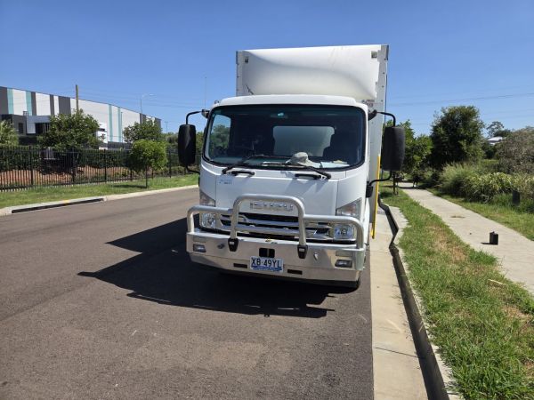 2016 Isuzu 10 PALLET WITH TUCKAWAY TAUTLINER image