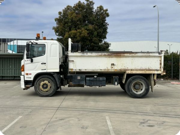 2012 Hino GH500 1728 4x2 Tipper (Council Asset) image