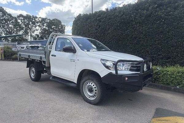 2020 Toyota Hilux SR GUN126R 4X4 image